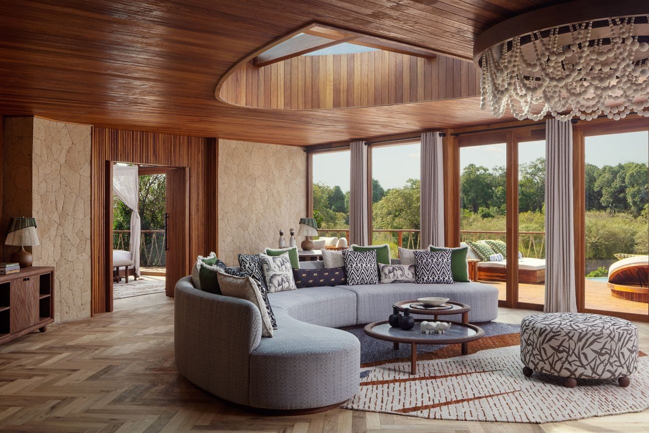 Suite living room